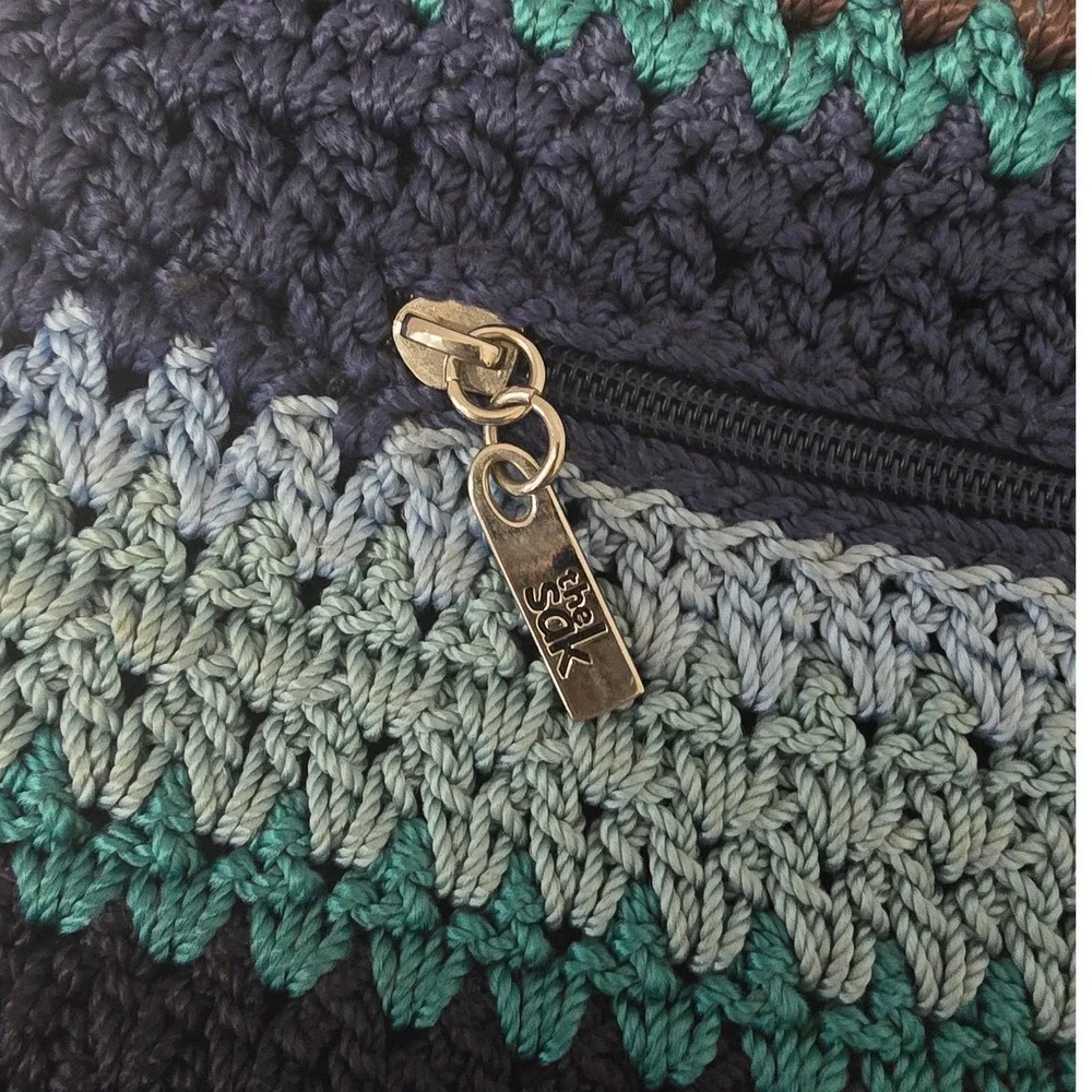 Vintage Y2K The Sak Crochet Crossbody Bag Navy Teal Striped Boho Shoulder Purse